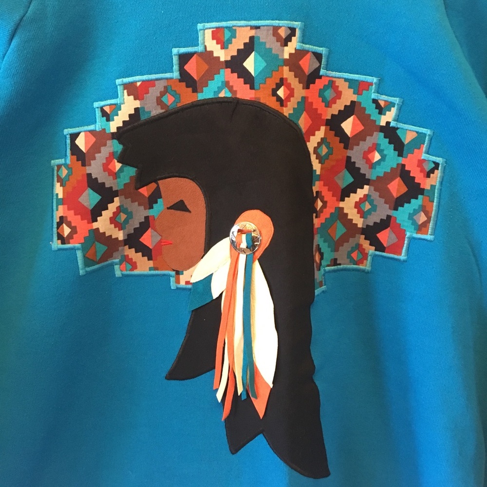 VinTaGe AmEricAn IndiAn swEatShirt🏹🪶🦋 - Picture 7 of 8